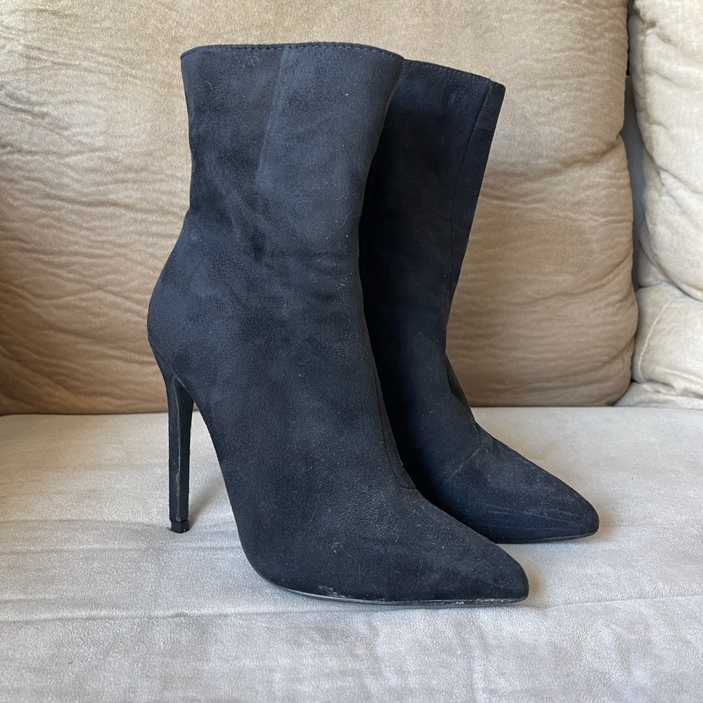 Black stilleto booties